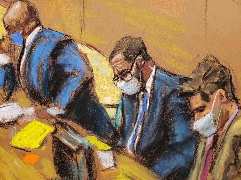 R. Kelly: Ένοχος για σεξουαλικά εγκλήματα – Δικαιώνονται τα θύματά του