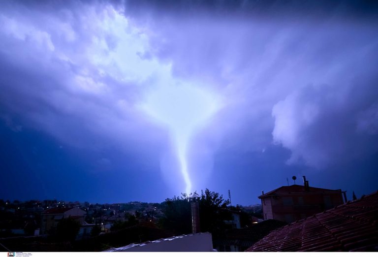Κακοκαιρία «Αθηνά»: Σε επιφυλακή η μισή Ελλάδα – Σε ποιες περιοχές θα έχουμε σφοδρές βροχές